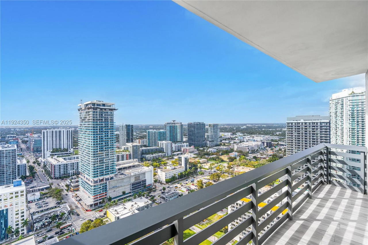 Real estate property located at 460 28th St #3601, Miami-dade, Icon Bay Condo, Miami, FL