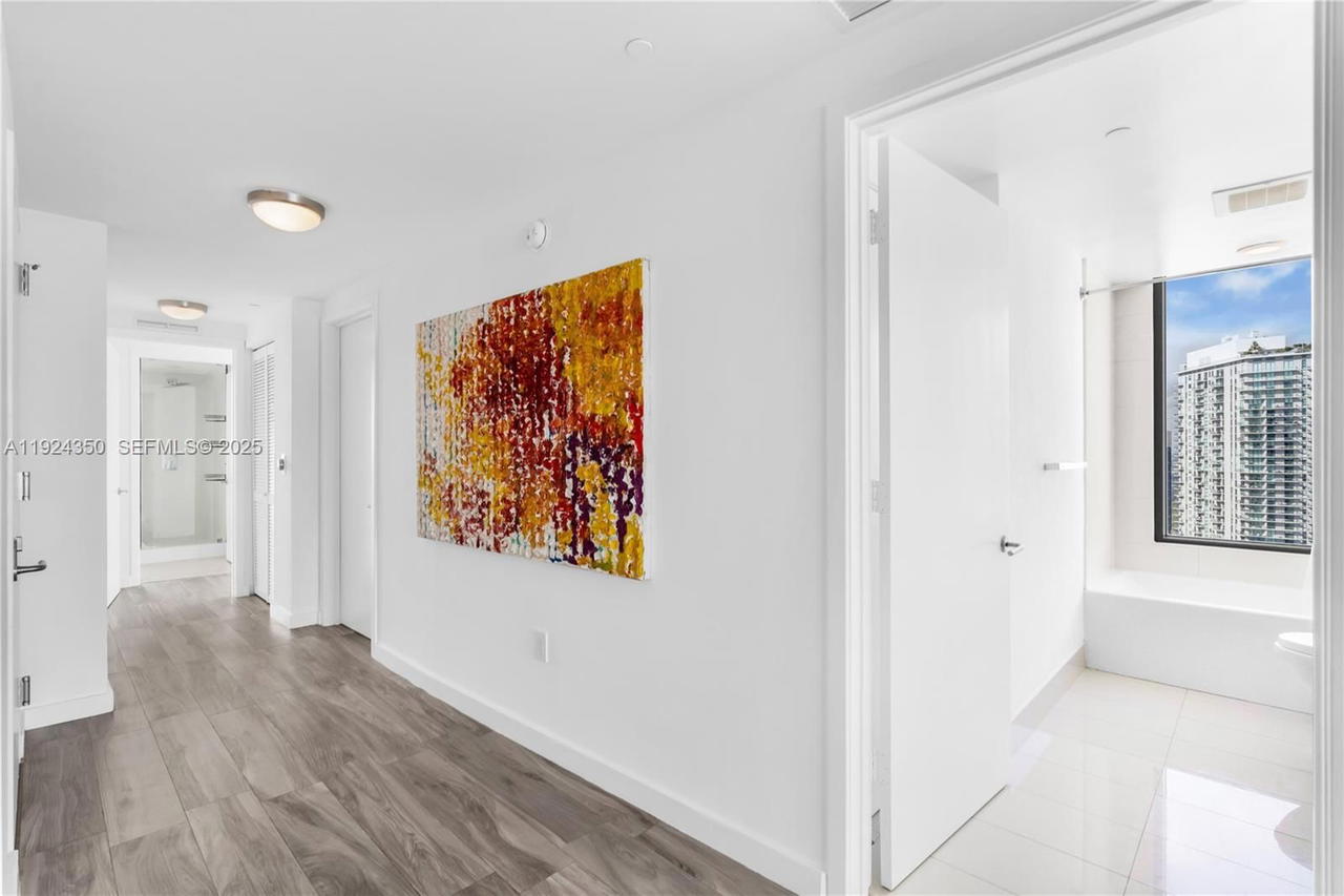 Real estate property located at 460 28th St #3601, Miami-dade, Icon Bay Condo, Miami, FL