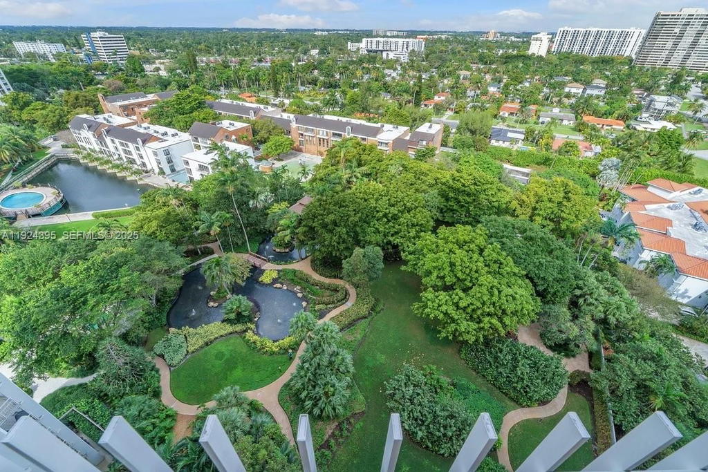 Real estate property located at 4000 Towerside Ter #1807, Miami-dade, The Towers Of Quayside Co, Miami, FL