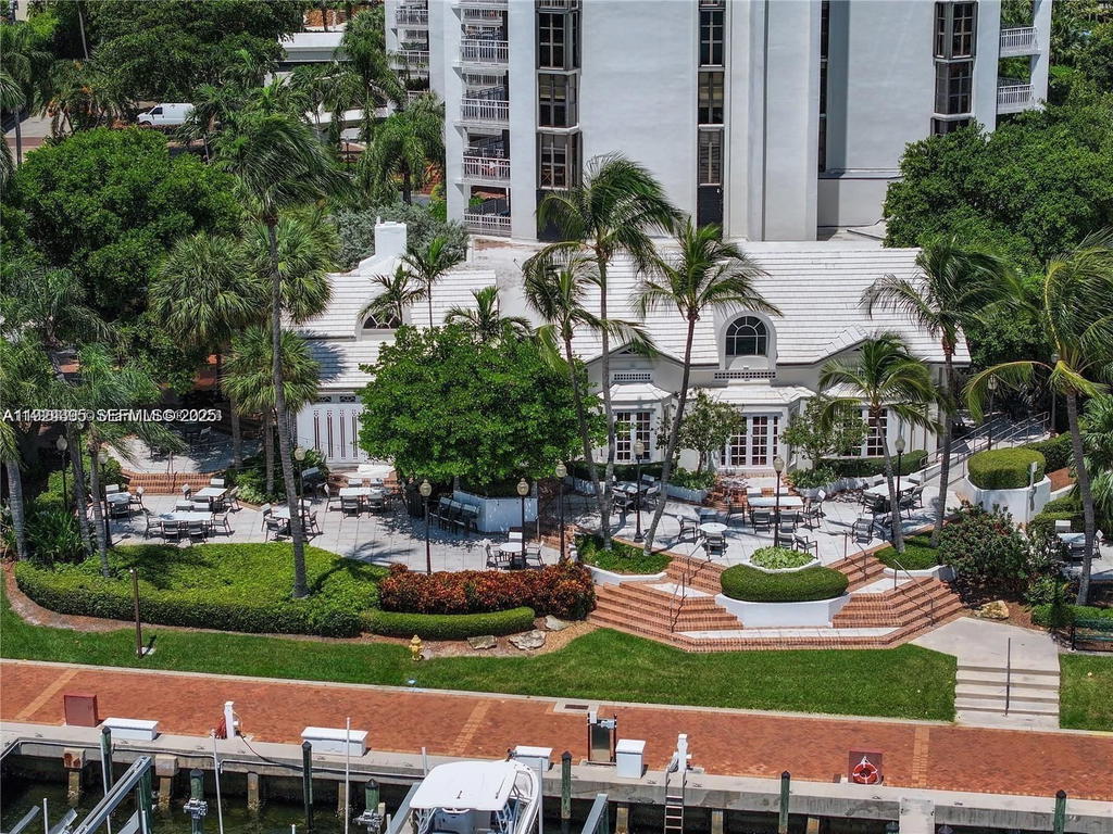Real estate property located at 4000 Towerside Ter #1807, Miami-dade, The Towers Of Quayside Co, Miami, FL