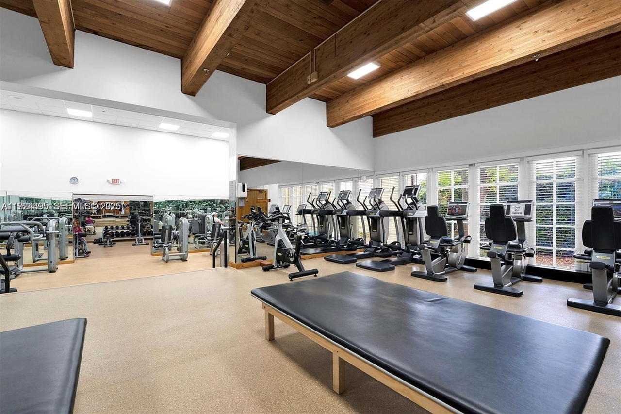 Real estate property located at 4000 Towerside Ter #1807, Miami-dade, The Towers Of Quayside Co, Miami, FL