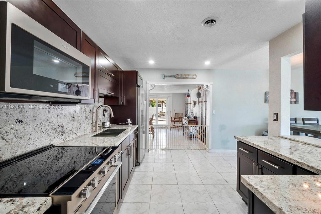 Real estate property located at 3329 Coolidge St, Broward, Hollywood Hills, Hollywood, FL