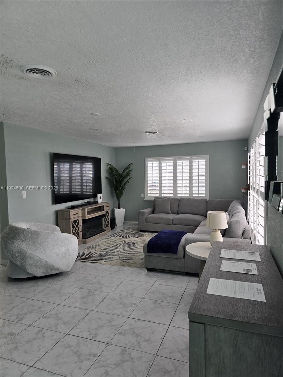 Real estate property located at 3329 Coolidge St, Broward, Hollywood Hills, Hollywood, FL