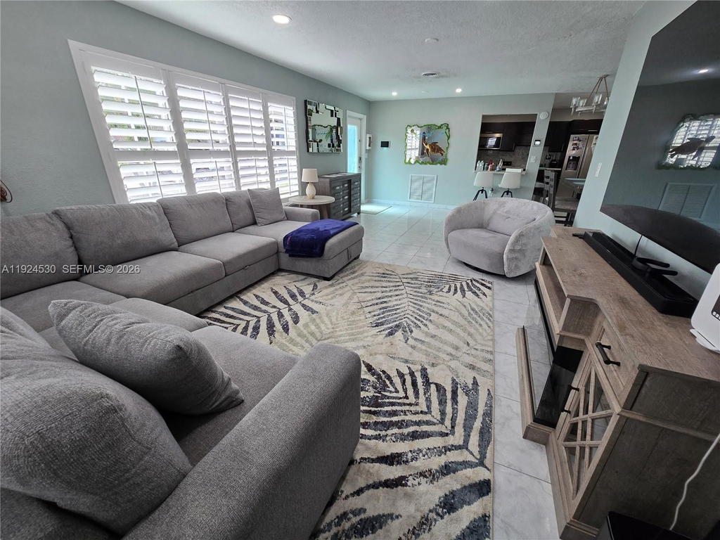 Real estate property located at 3329 Coolidge St, Broward, Hollywood Hills, Hollywood, FL