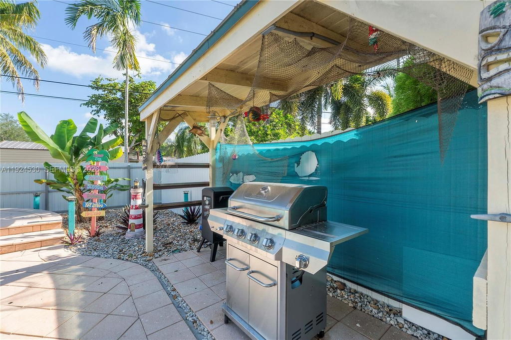 Real estate property located at 3329 Coolidge St, Broward, Hollywood Hills, Hollywood, FL
