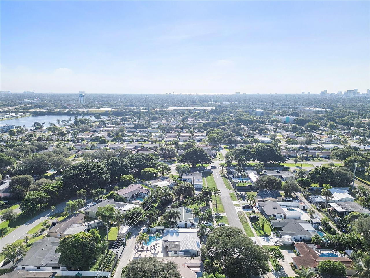 Real estate property located at 3329 Coolidge St, Broward, Hollywood Hills, Hollywood, FL