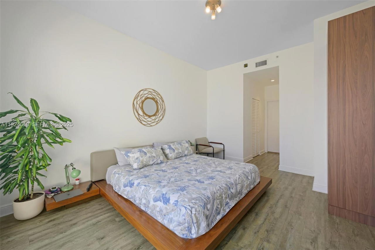 Real estate property located at 888 Brickell Key Dr #2909, Miami-dade, One Tequesta Point Condo, Miami, FL