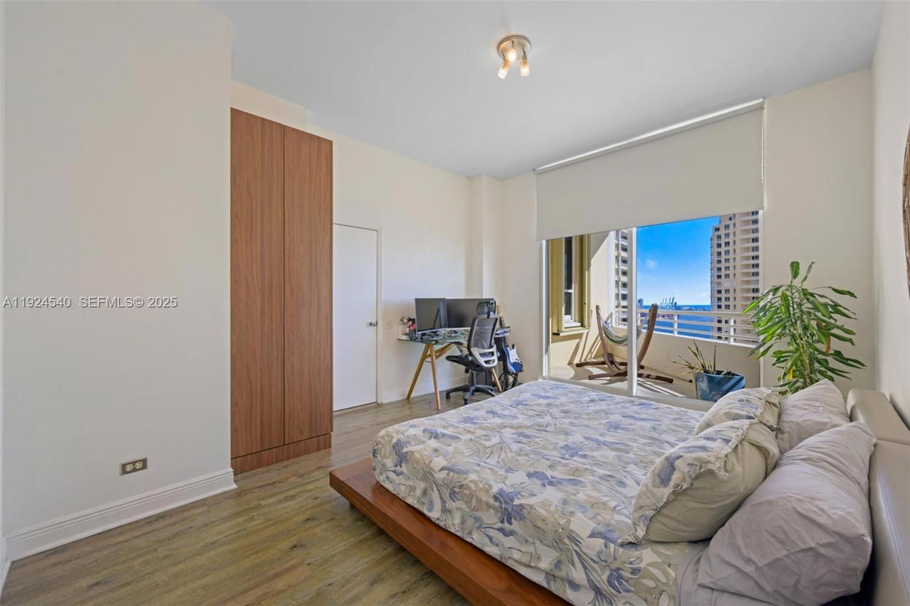 Real estate property located at 888 Brickell Key Dr #2909, Miami-dade, One Tequesta Point Condo, Miami, FL