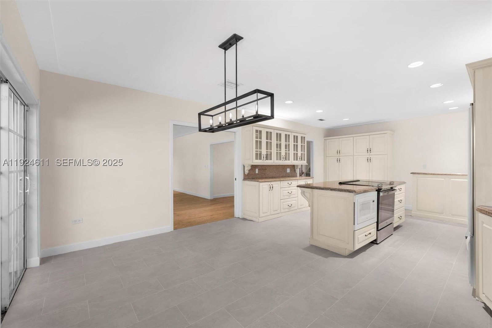 Real estate property located at 911 Andres Ave, Miami-dade, Coral Gables C C Sec 3, Coral Gables, FL