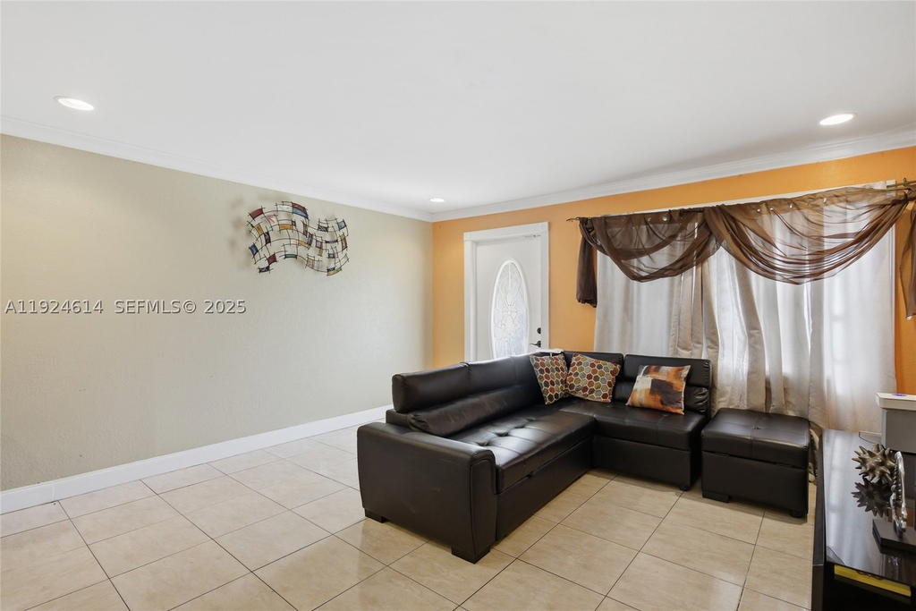 Real estate property located at 2211 46th Ave, Broward, Flair Sub No Nine, Lauderhill, FL