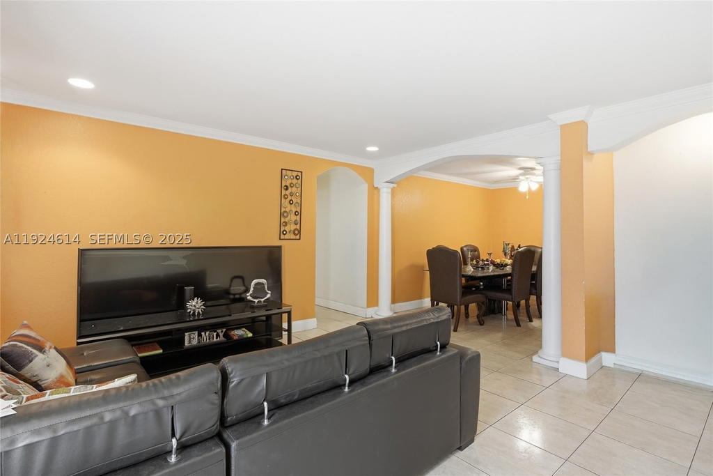 Real estate property located at 2211 46th Ave, Broward, Flair Sub No Nine, Lauderhill, FL