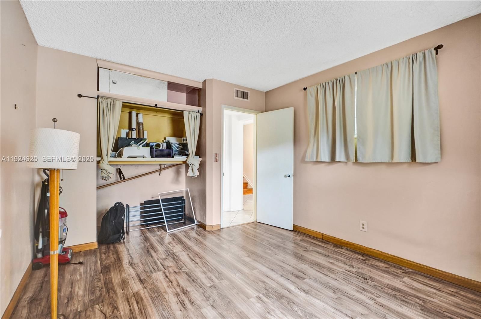 Real estate property located at , Miami-dade, Executive Manors, North Miami, FL