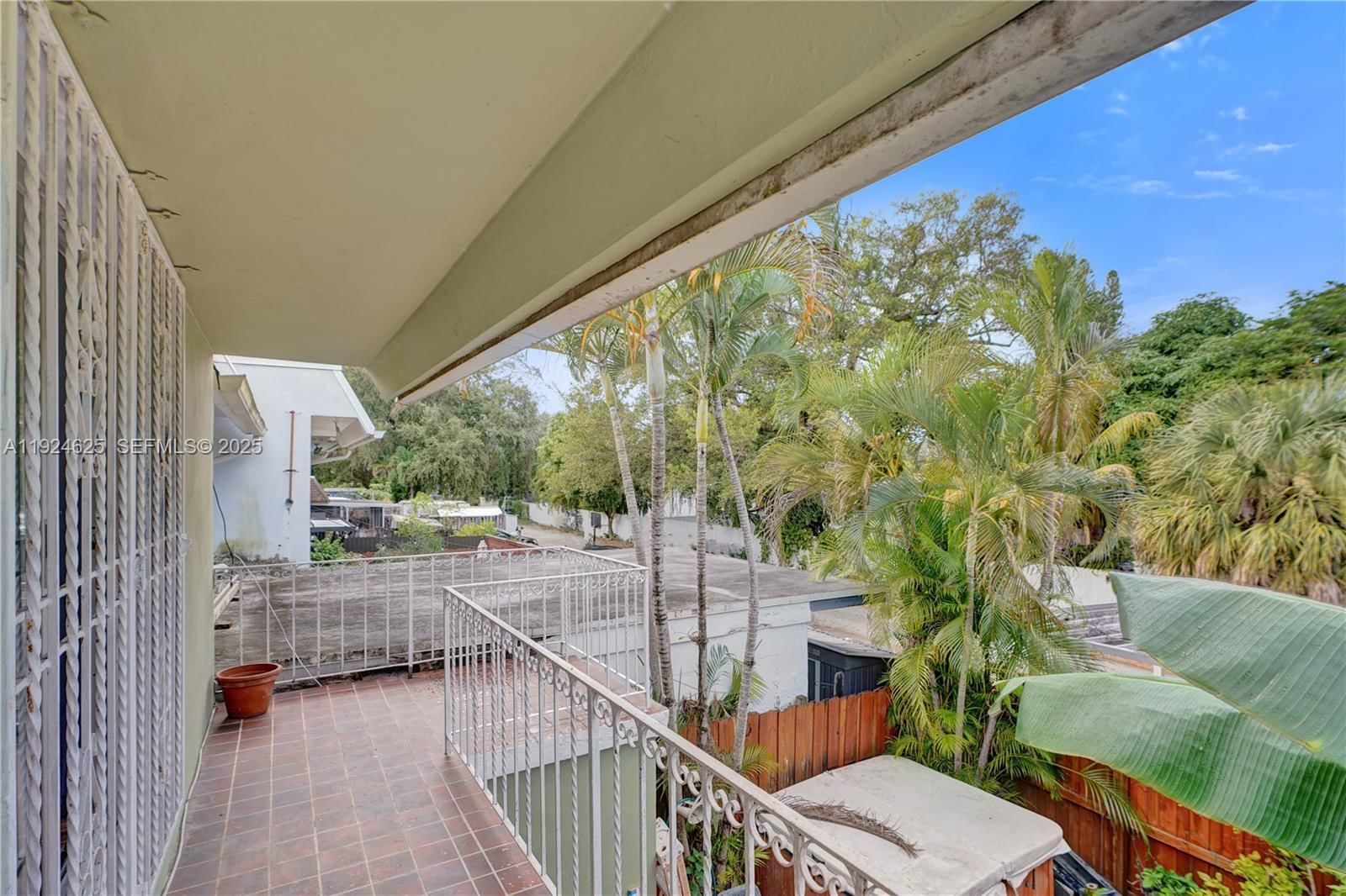 Real estate property located at , Miami-dade, Executive Manors, North Miami, FL