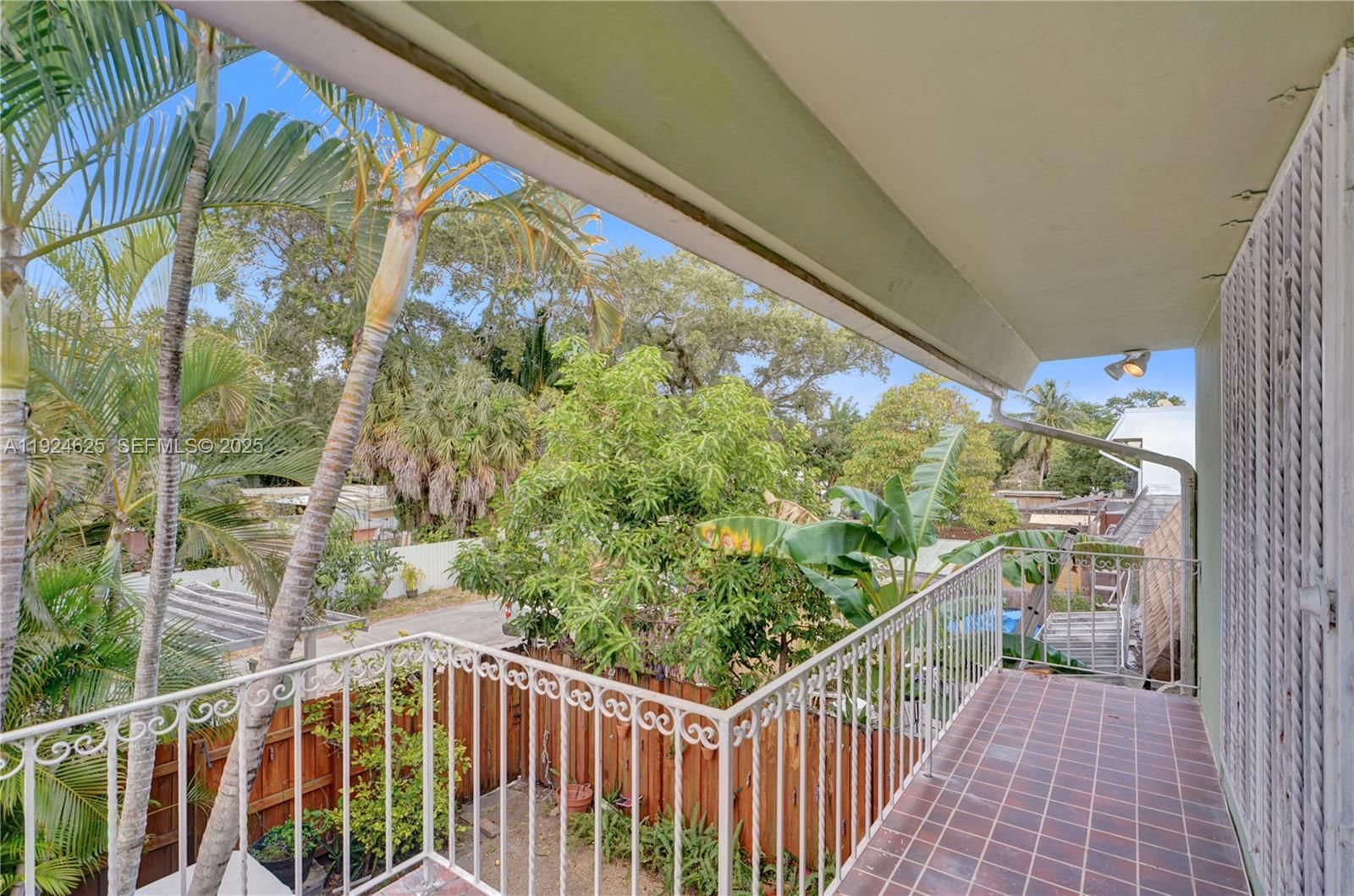 Real estate property located at , Miami-dade, Executive Manors, North Miami, FL