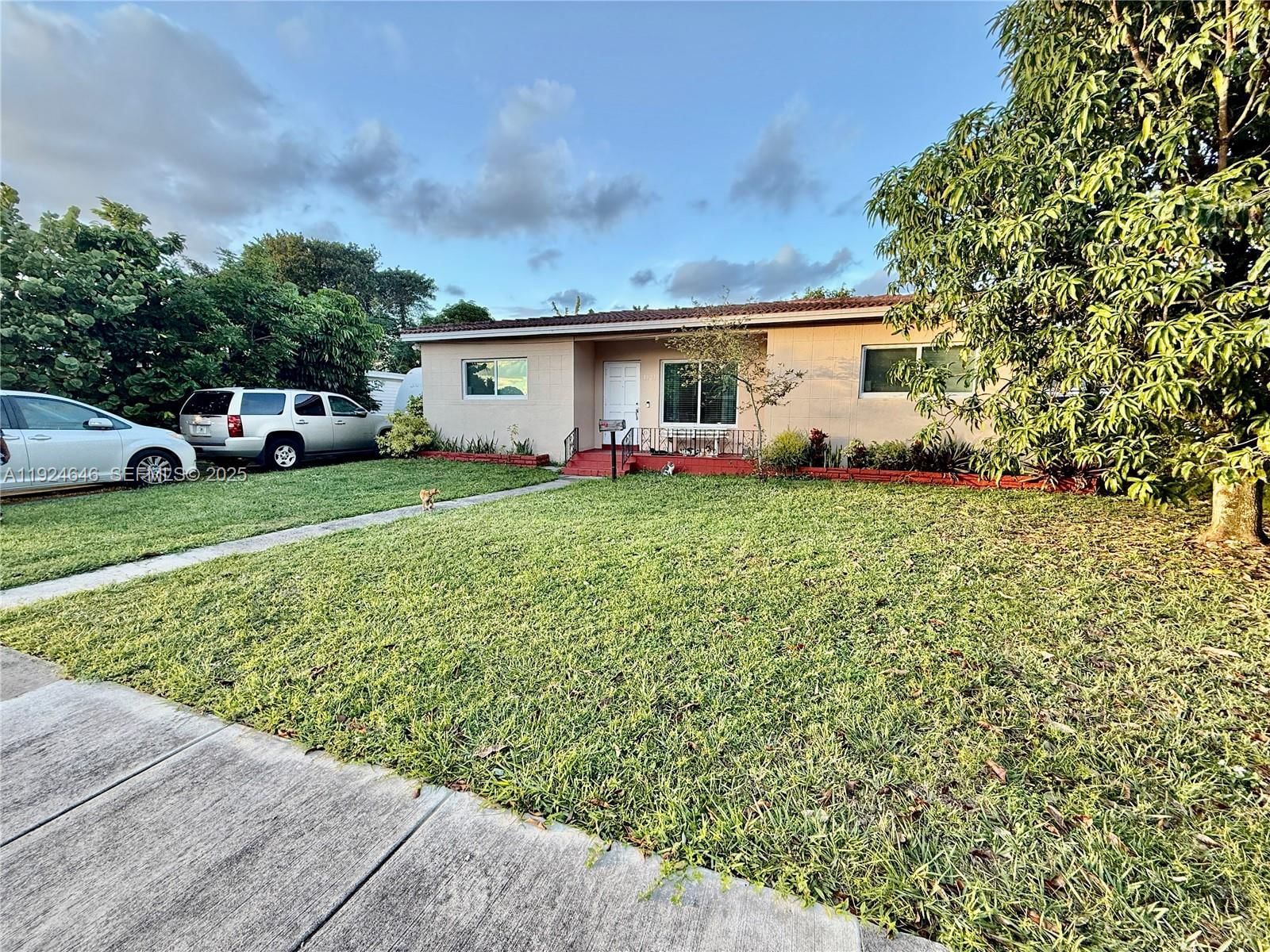 Real estate property located at 1121 154th Ter, Miami-dade, Breezeswept Heights, North Miami Beach, FL