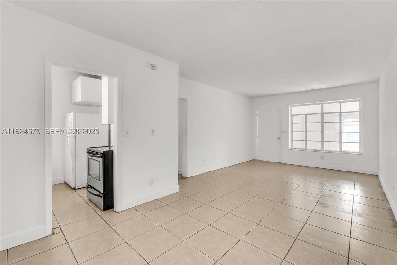 Real estate property located at 7525 Miami Ct, Miami-dade, Little River Gardens, Miami, FL
