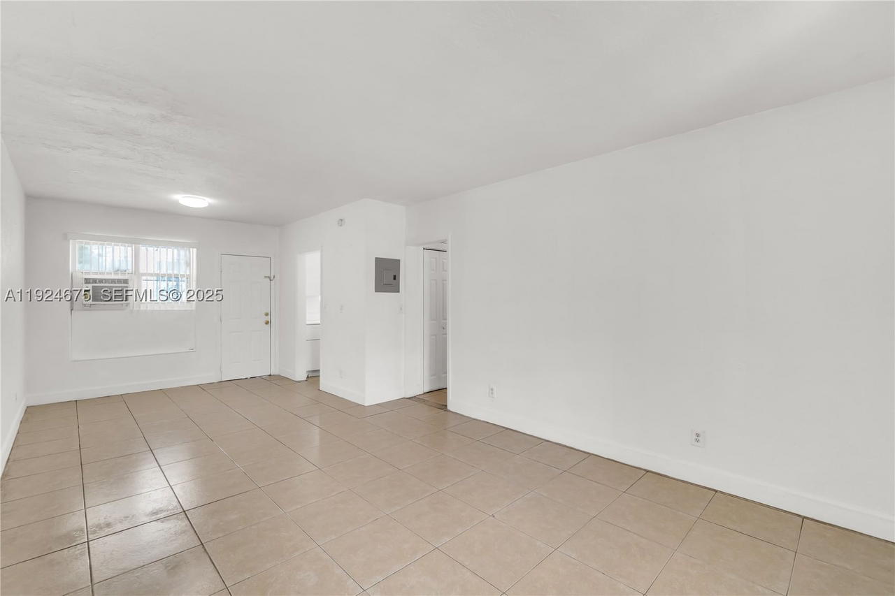 Real estate property located at 7525 Miami Ct, Miami-dade, Little River Gardens, Miami, FL