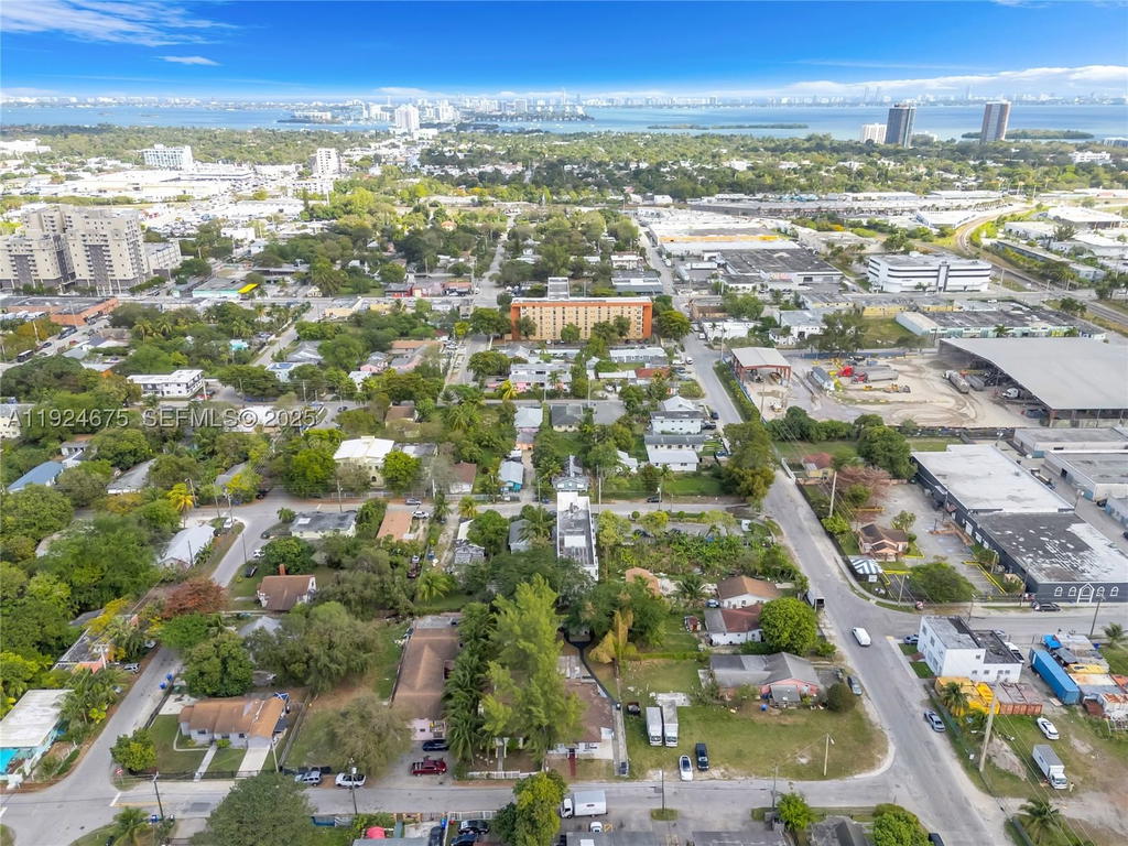 Real estate property located at 7525 Miami Ct, Miami-dade, Little River Gardens, Miami, FL