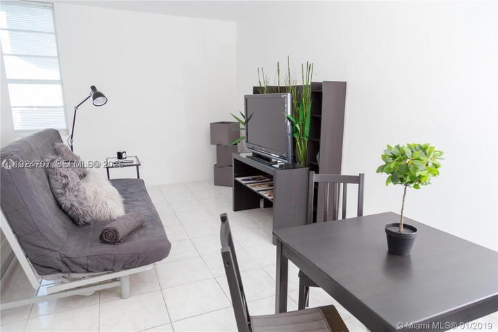 Real estate property located at 100 LINCOLN RD #1216, Miami-dade, The Decoplage Condo, Miami Beach, FL