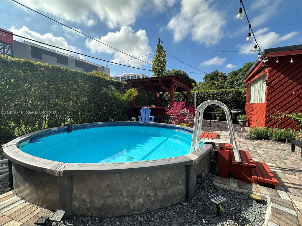Real estate property located at 3718 12th St, Miami-dade, Le Jeune Manors, Miami, FL