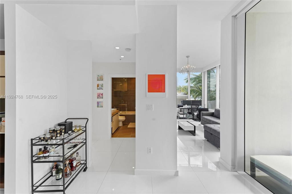 Real estate property located at 2100 Park Ave #201, Miami-dade, Artepark South Condo, Miami Beach, FL