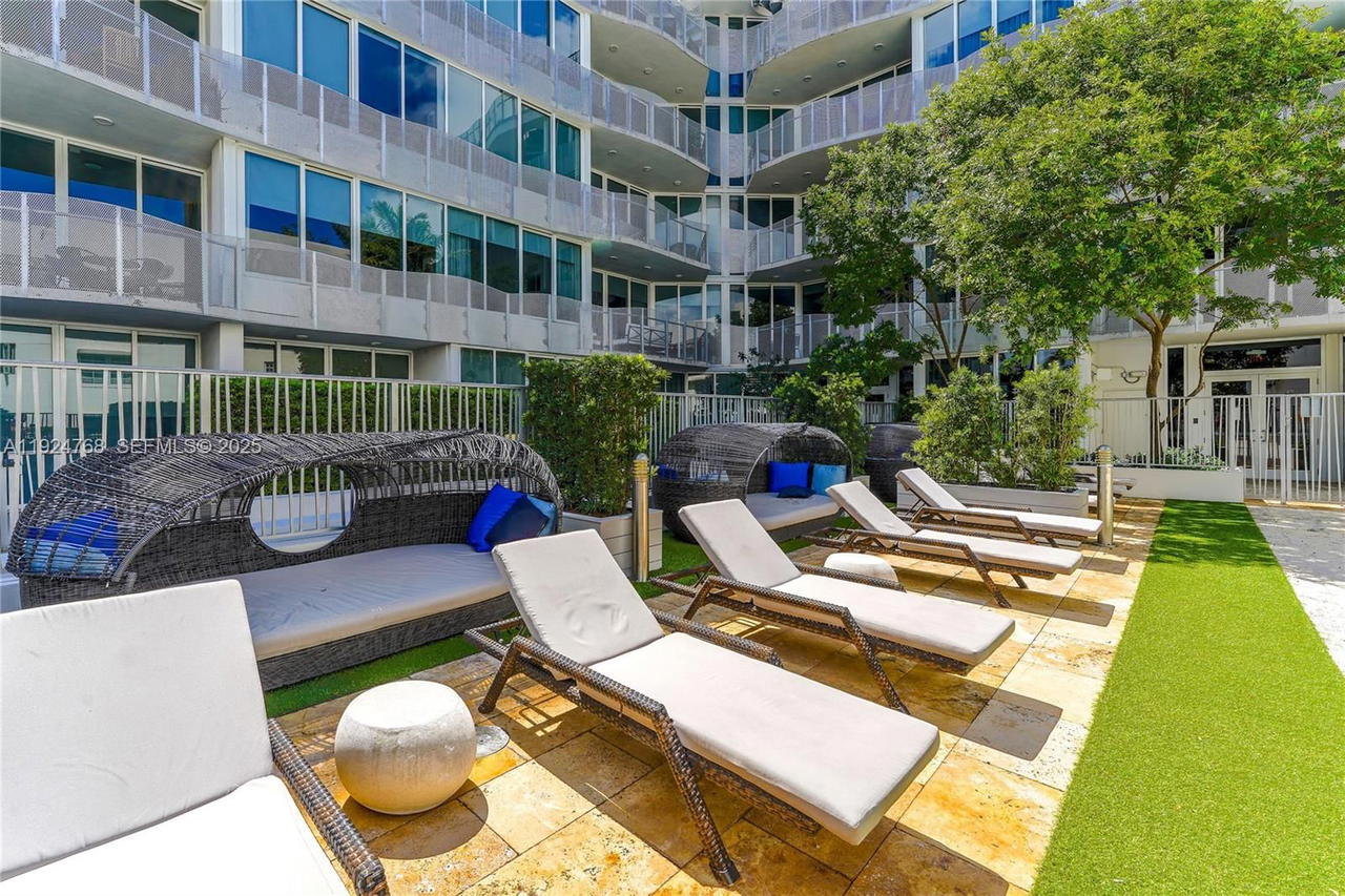 Real estate property located at 2100 Park Ave #201, Miami-dade, Artepark South Condo, Miami Beach, FL