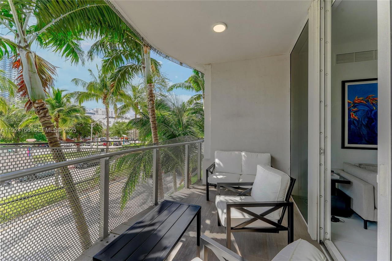 Real estate property located at 2100 Park Ave #201, Miami-dade, Artepark South Condo, Miami Beach, FL