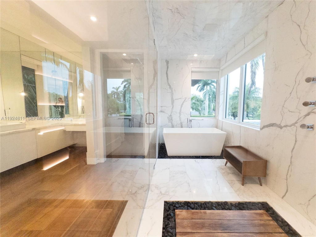 Real estate property located at 327 Rivo Alto Dr, Miami-dade, Rivo Alto Amd, Miami Beach, FL