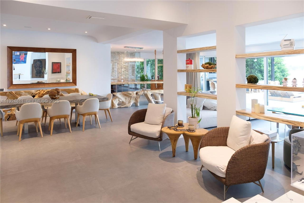 Real estate property located at 327 Rivo Alto Dr, Miami-dade, Rivo Alto Amd, Miami Beach, FL