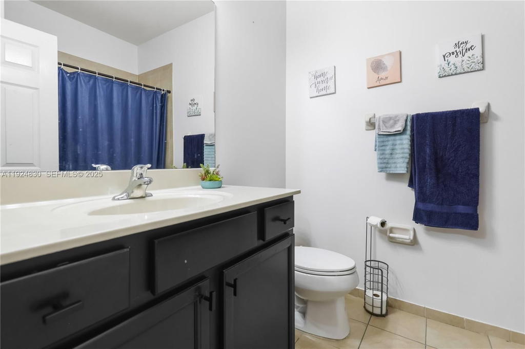 Real estate property located at 3337 91st Ter, Miami-dade, Bellagio, Hialeah, FL
