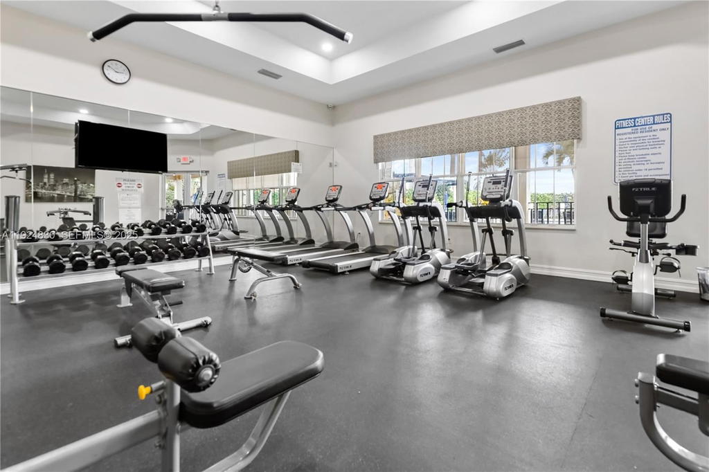Real estate property located at 3337 91st Ter, Miami-dade, Bellagio, Hialeah, FL