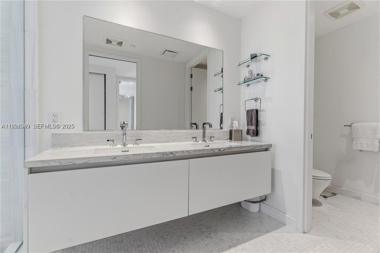 Real estate property located at 700 26th Ter #3406, Miami-dade, Escottonia Park, Miami, FL