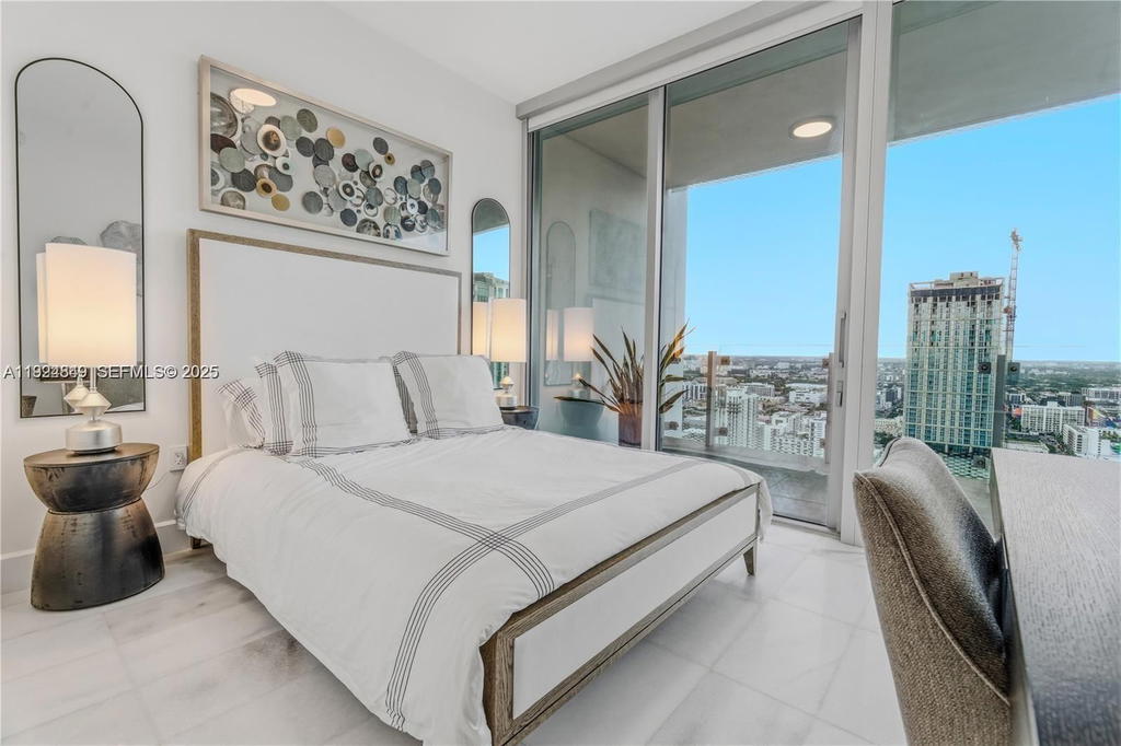Real estate property located at 700 26th Ter #3406, Miami-dade, Escottonia Park, Miami, FL