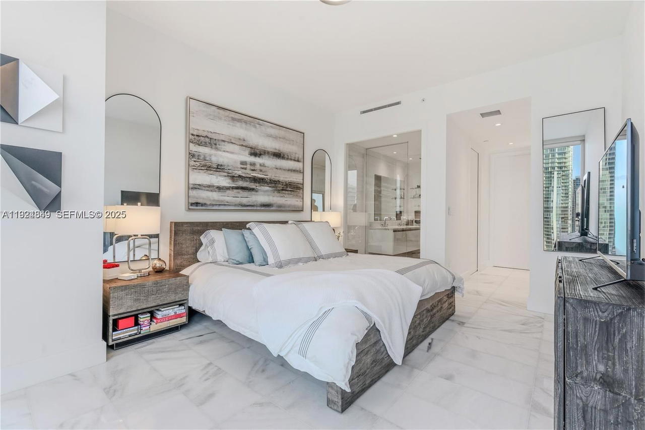 Real estate property located at 700 26th Ter #3406, Miami-dade, Escottonia Park, Miami, FL
