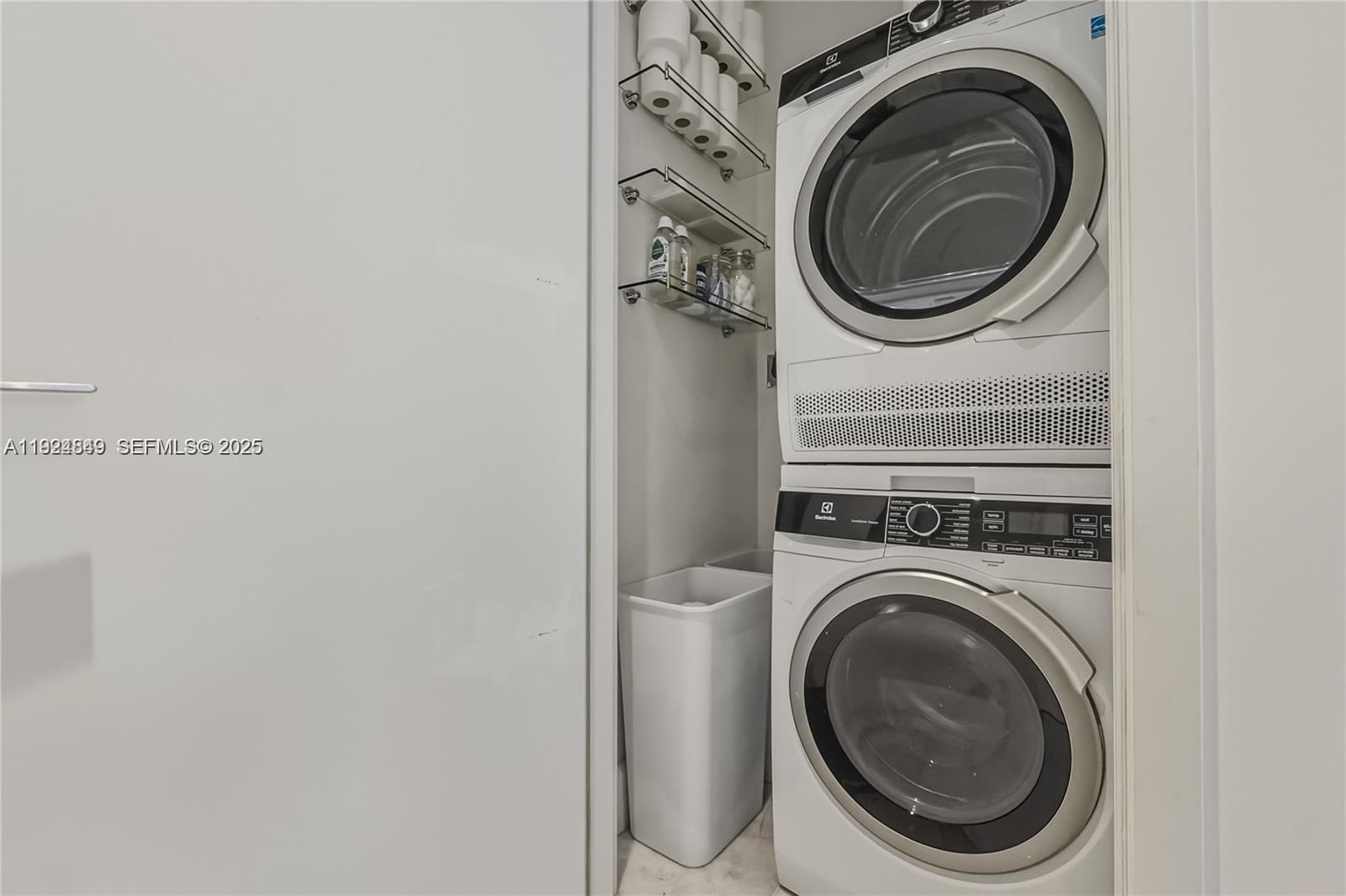Real estate property located at 700 26th Ter #3406, Miami-dade, Escottonia Park, Miami, FL