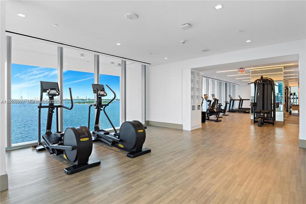 Real estate property located at 700 26th Ter #3406, Miami-dade, Escottonia Park, Miami, FL
