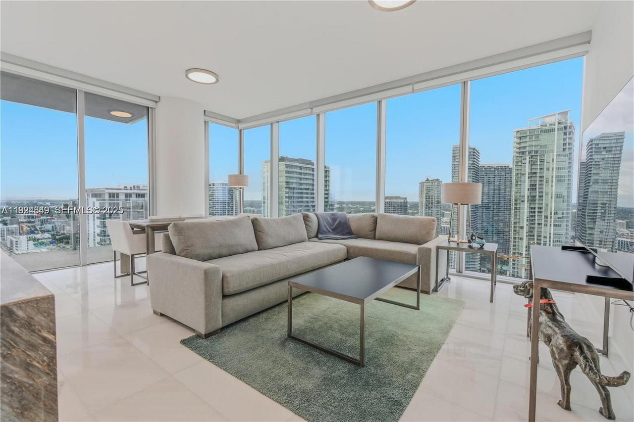 Real estate property located at 700 26th Ter #3406, Miami-dade, Escottonia Park, Miami, FL
