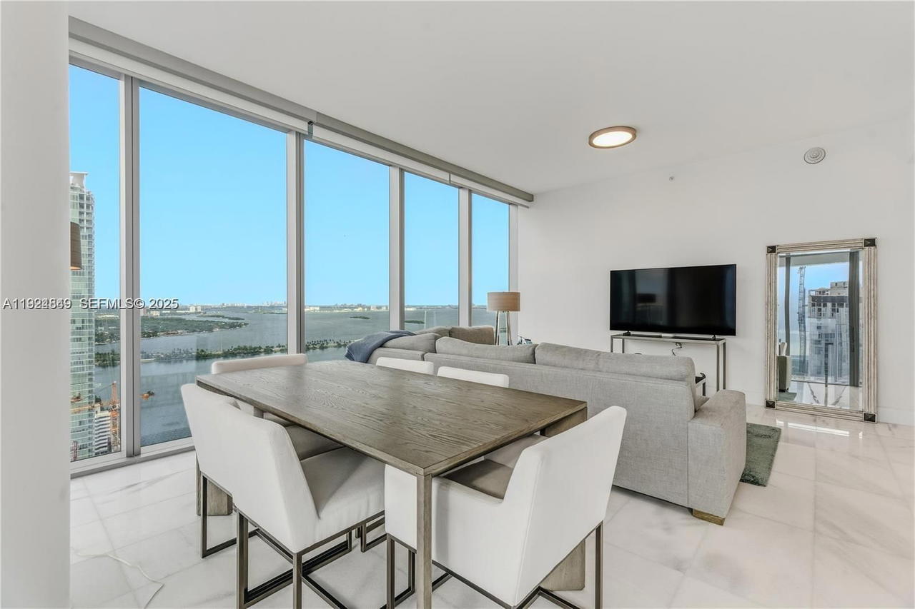 Real estate property located at 700 26th Ter #3406, Miami-dade, Escottonia Park, Miami, FL