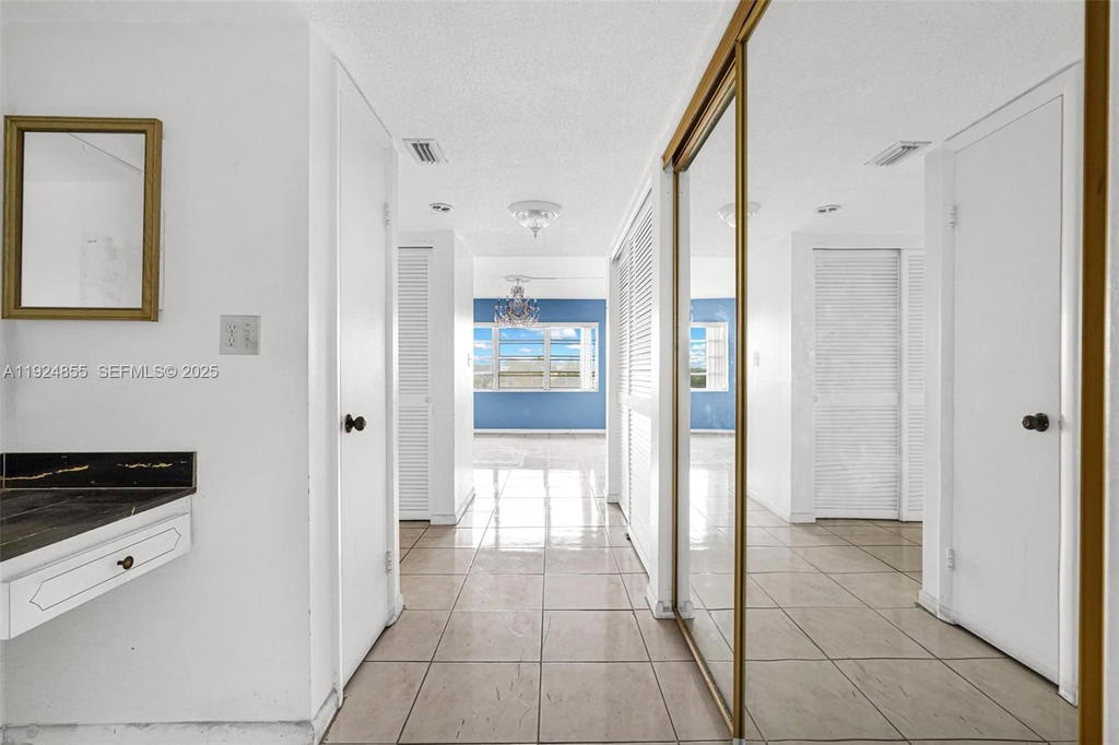 Real estate property located at 879 195th St #424, Miami-dade, Azure Lake Condo, Miami, FL
