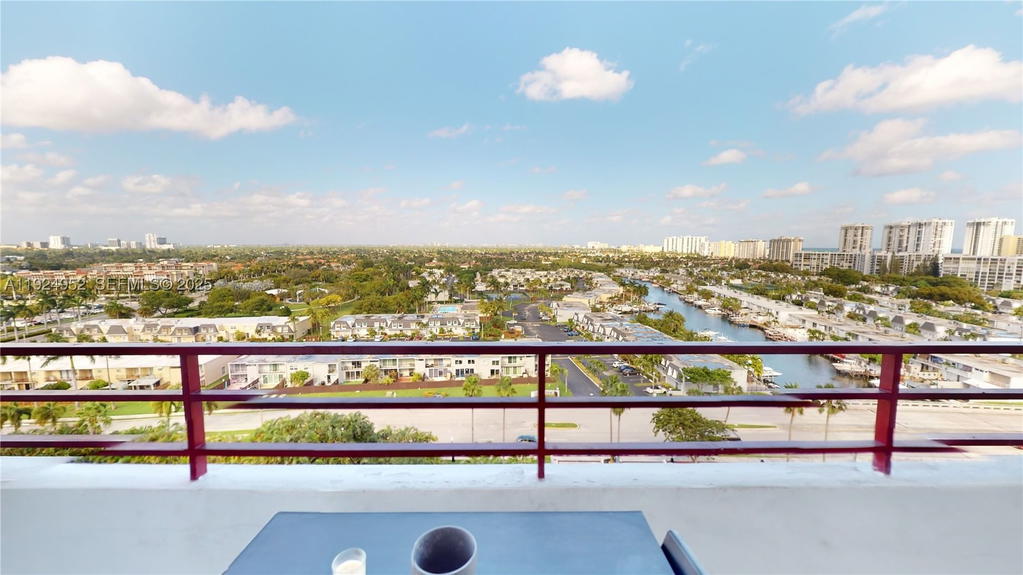 Real estate property located at 2500 PARKVIEW DR #1207, Broward, Olympus Condo, Hallandale Beach, FL