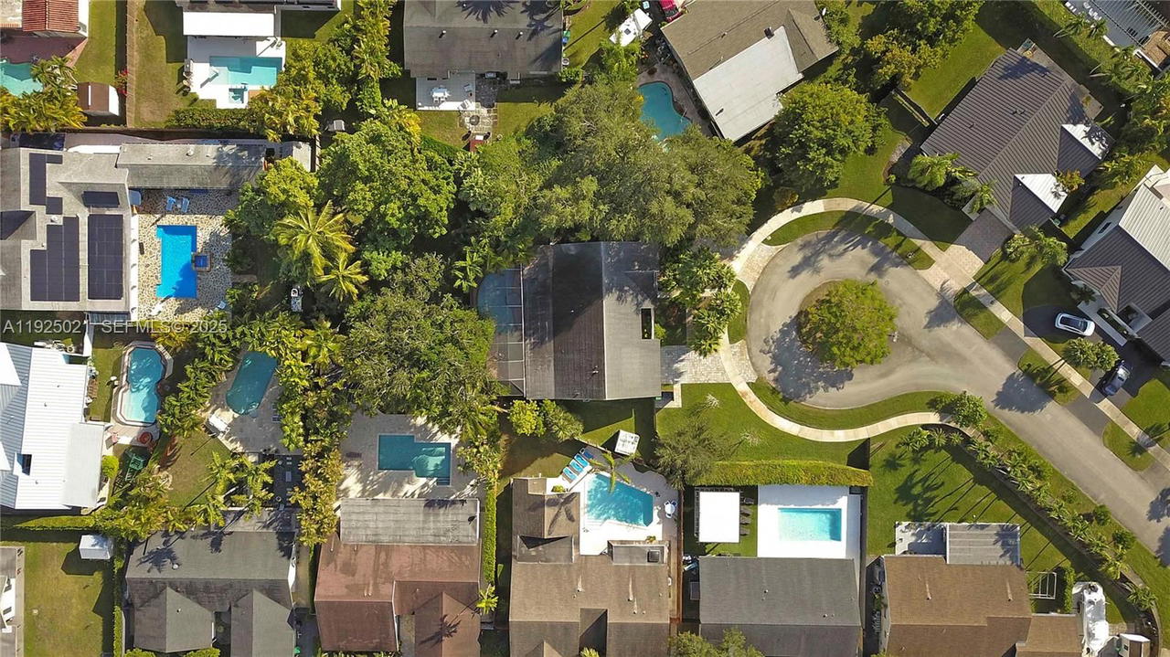 Real estate property located at 10255 96th Ter, Miami-dade, Kendale Country Club Ests, Miami, FL