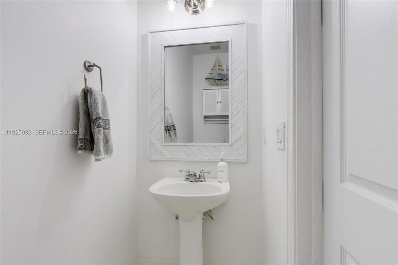 Real estate property located at 1015 Ventnor Ave #3E, Palm Beach, Village At Swinton Square, Delray Beach, FL