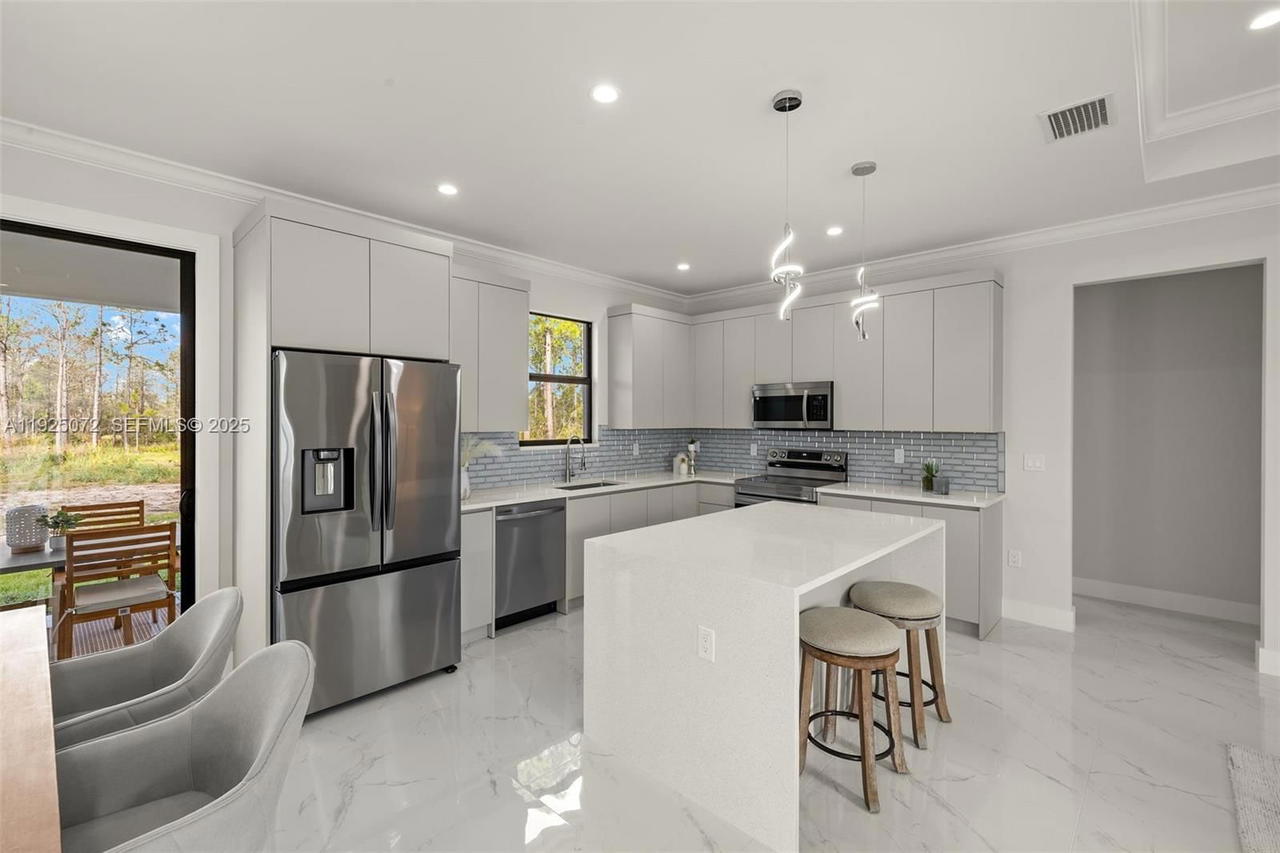 Real estate property located at 4282 2ND AVE SE, Collier, Golden Gate Estates, Naples, FL