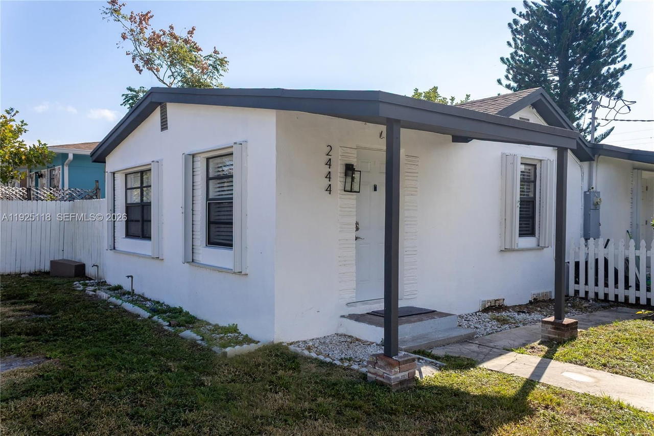 Real estate property located at 2444 Roosevelt St, Broward, Hollywood Park, Hollywood, FL