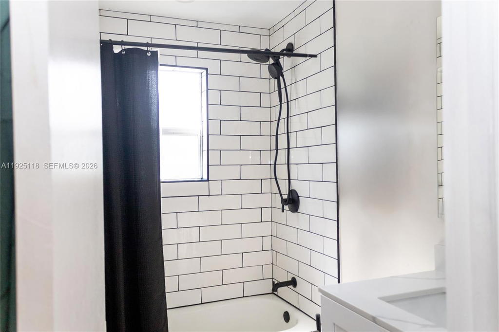 Real estate property located at 2444 Roosevelt St, Broward, Hollywood Park, Hollywood, FL