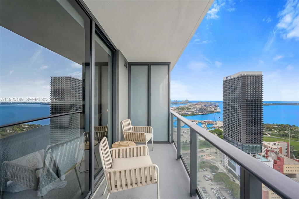 Real estate property located at 159 6th St #3810, Miami-dade, Natiivo Gale Miami, Miami, FL