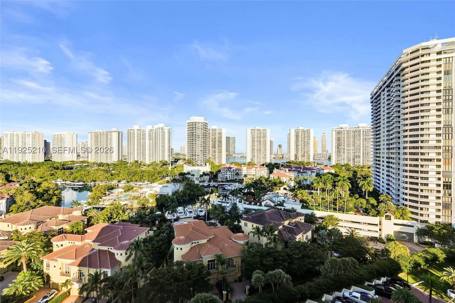 Real estate property located at 1000 Island Blvd #1608, Miami-dade, 1000 Isl Blvd Williams Is, Aventura, FL