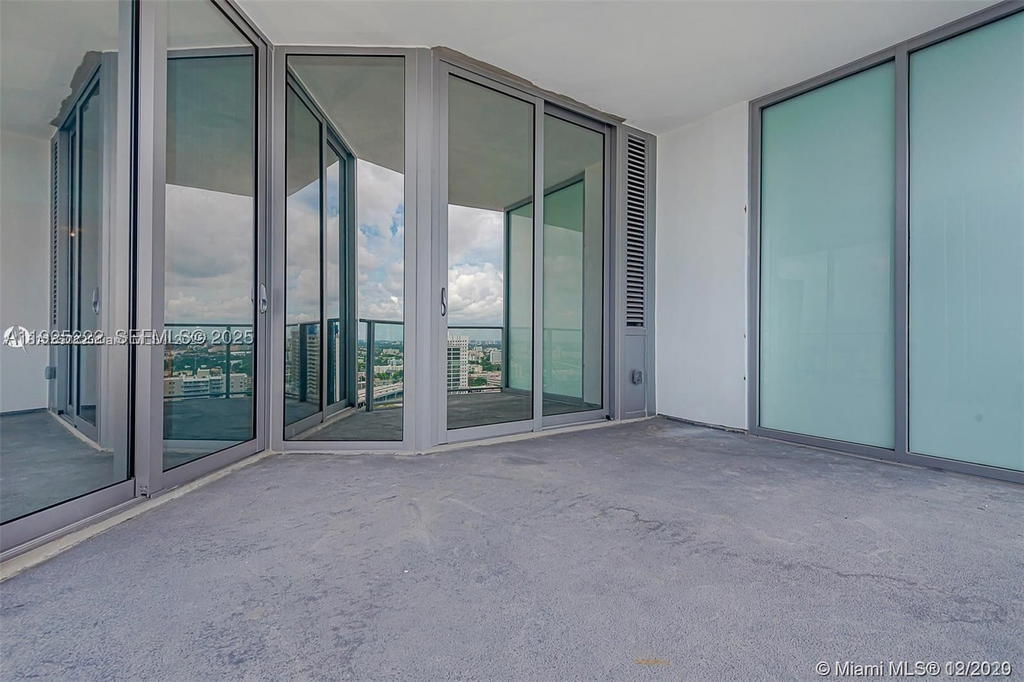 Real estate property located at 851 1st Ave #1608, Miami-dade, Paramount Miami World, Miami, FL