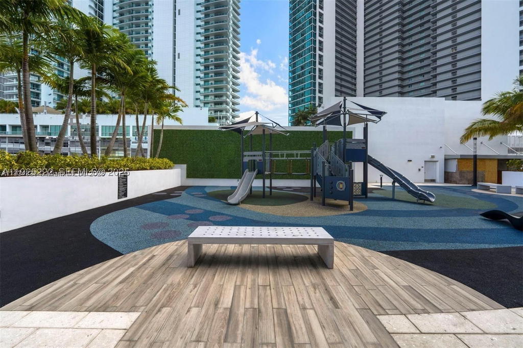 Real estate property located at 851 1st Ave #1608, Miami-dade, Paramount Miami World, Miami, FL