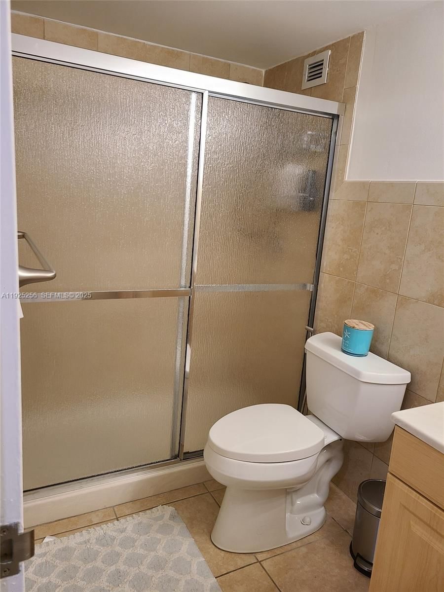 Real estate property located at 3180 Ocean Dr #307, Broward, Parker Dorado Condo, Hallandale Beach, FL